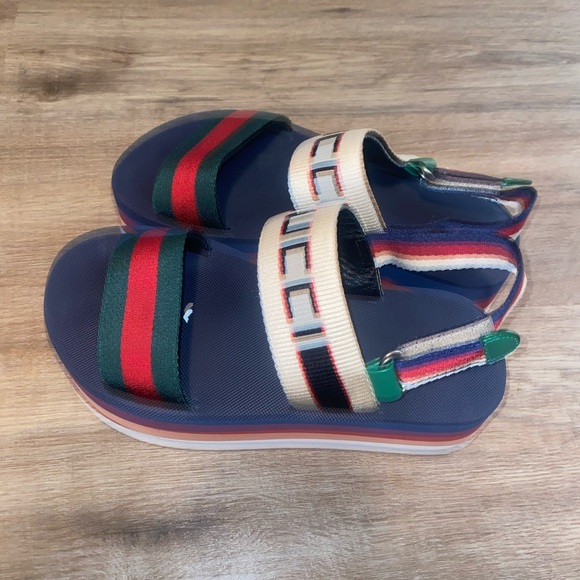 Gucci Platform Sandals - Picture 3 of 3